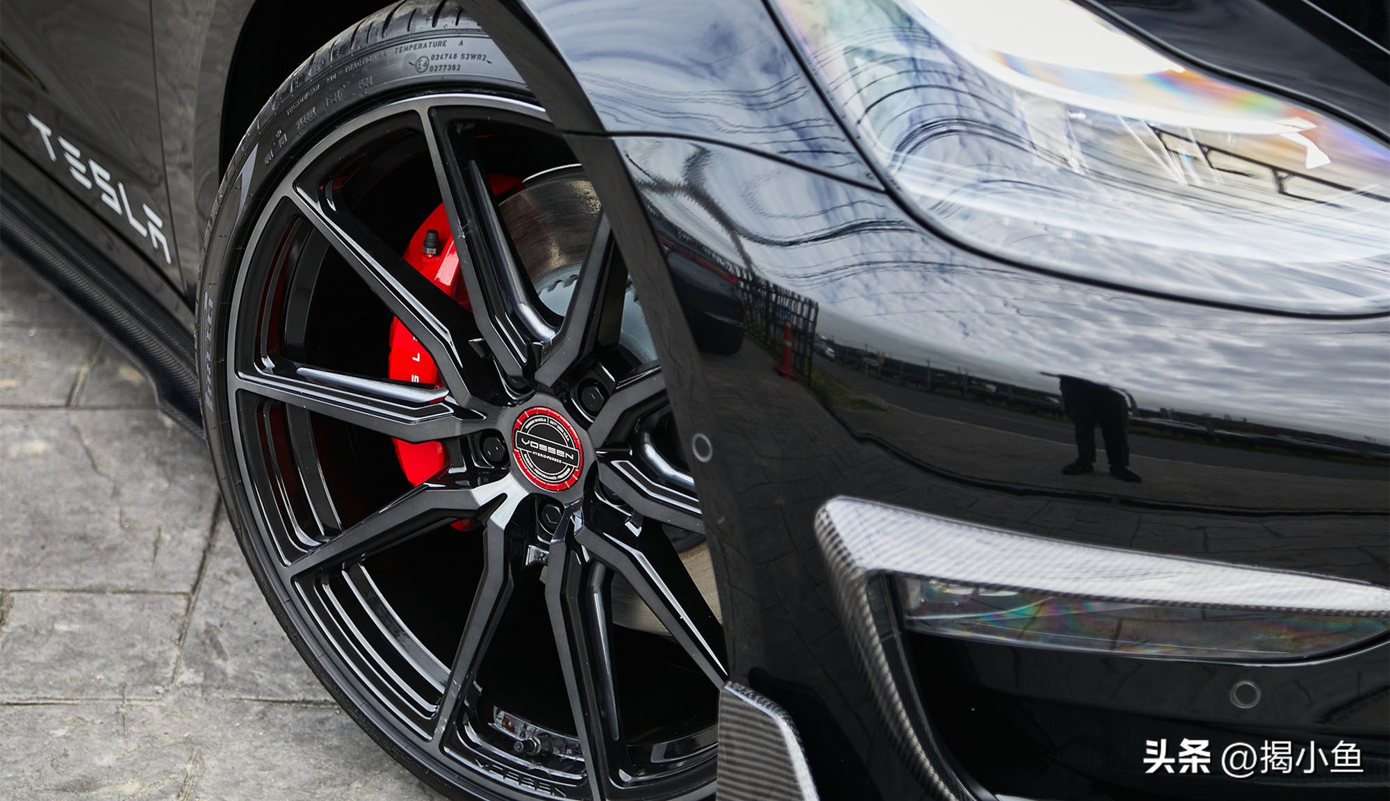特斯拉model3焕新版底盘塑料管,特斯拉model320寸锻造轮毂