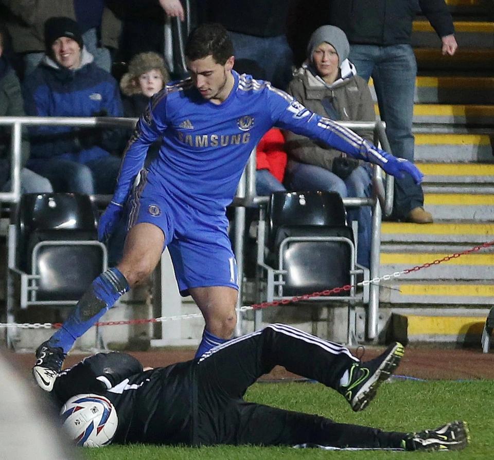 红牌罚下搞笑名场面,十大奇葩红牌