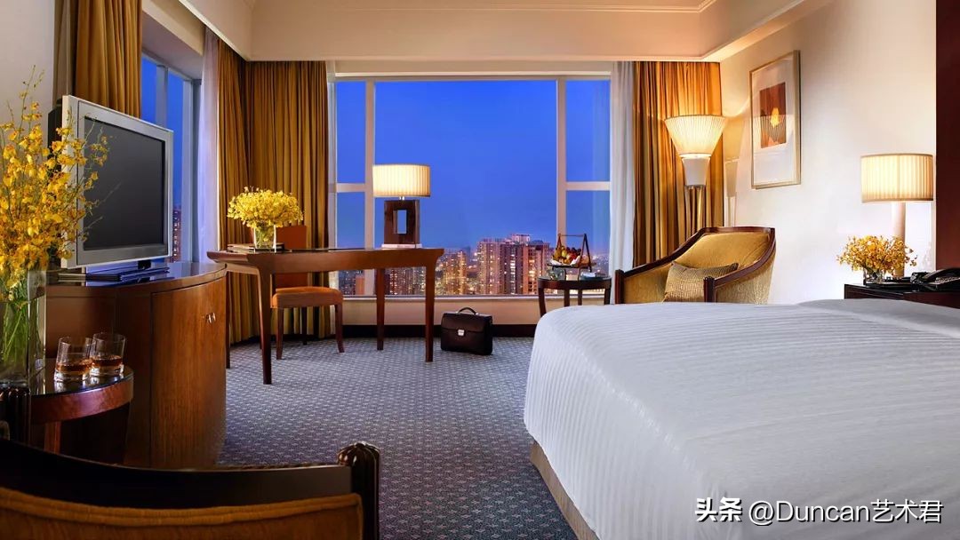 18年最需要去的国内10大特色酒店,杭州适合全家四个人住的酒店