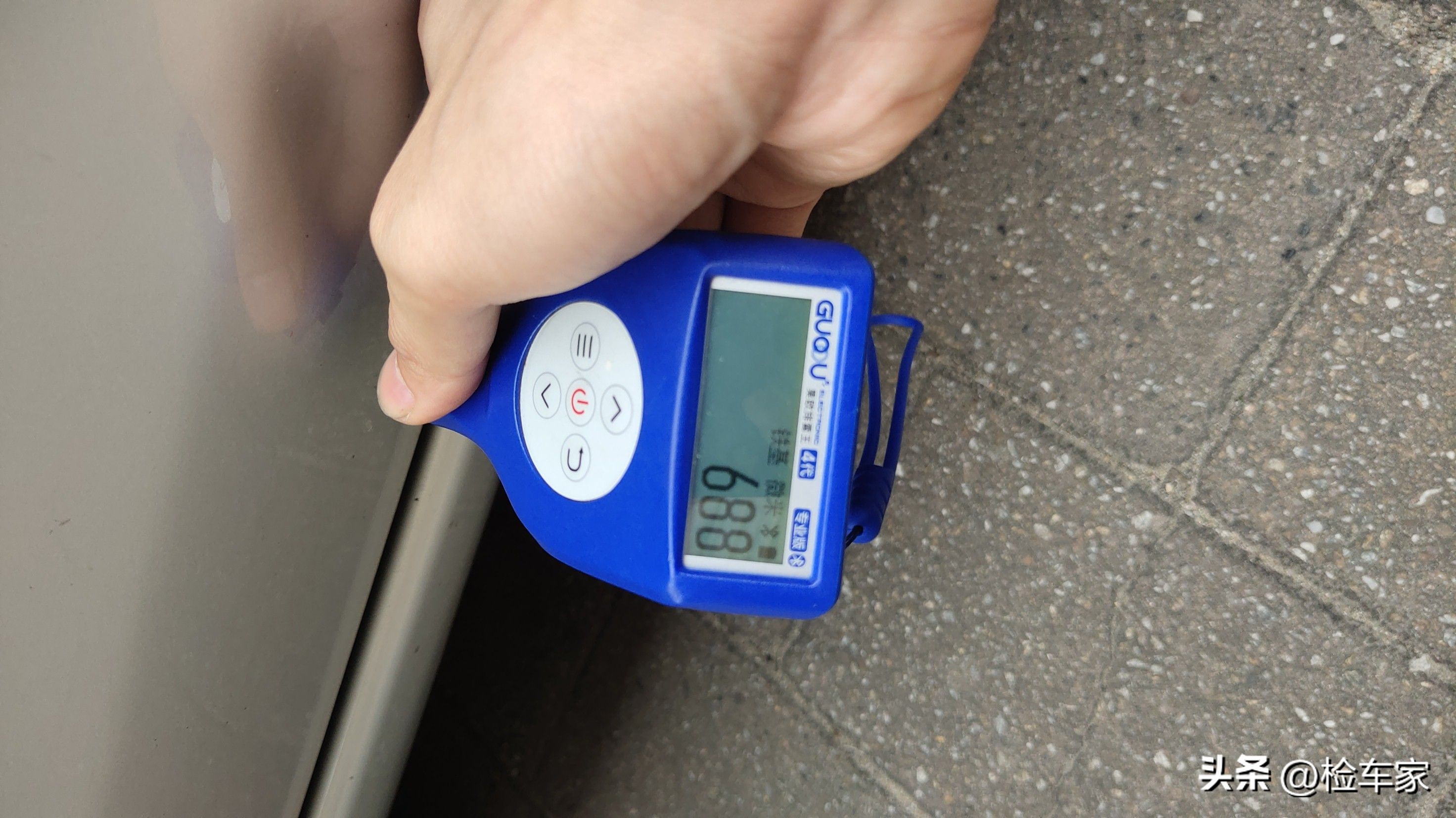 8年只开了不到2万公里的车能买不,8年才2万公里的车需要换轮胎吗