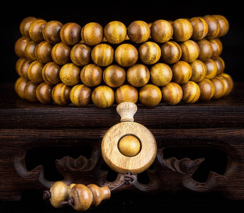 盘佛珠的讲究和禁忌,女人佩戴佛珠的讲究