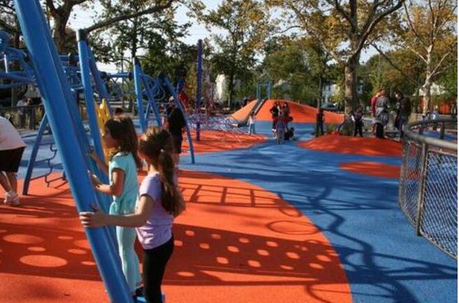 户外儿童乐园地面铺什么材料,儿童活动场地地面材料