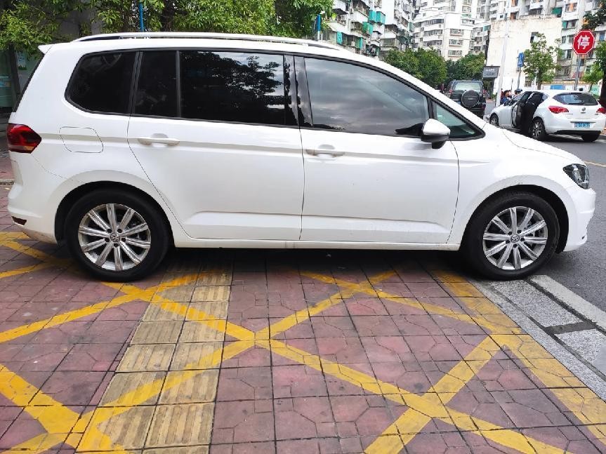 途安l2016款1.4t自动280舒雅版试驾,大众途安l1.4t280tsi自动舒适版