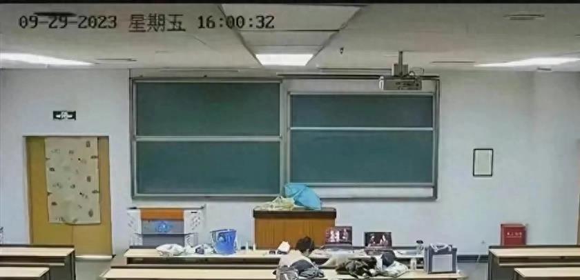 震惊校园事件,校园惊呆众人