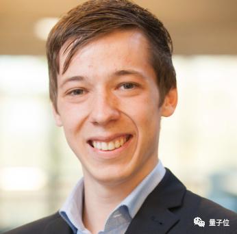 能写c语言代码的ai助手,会写c语言的ai