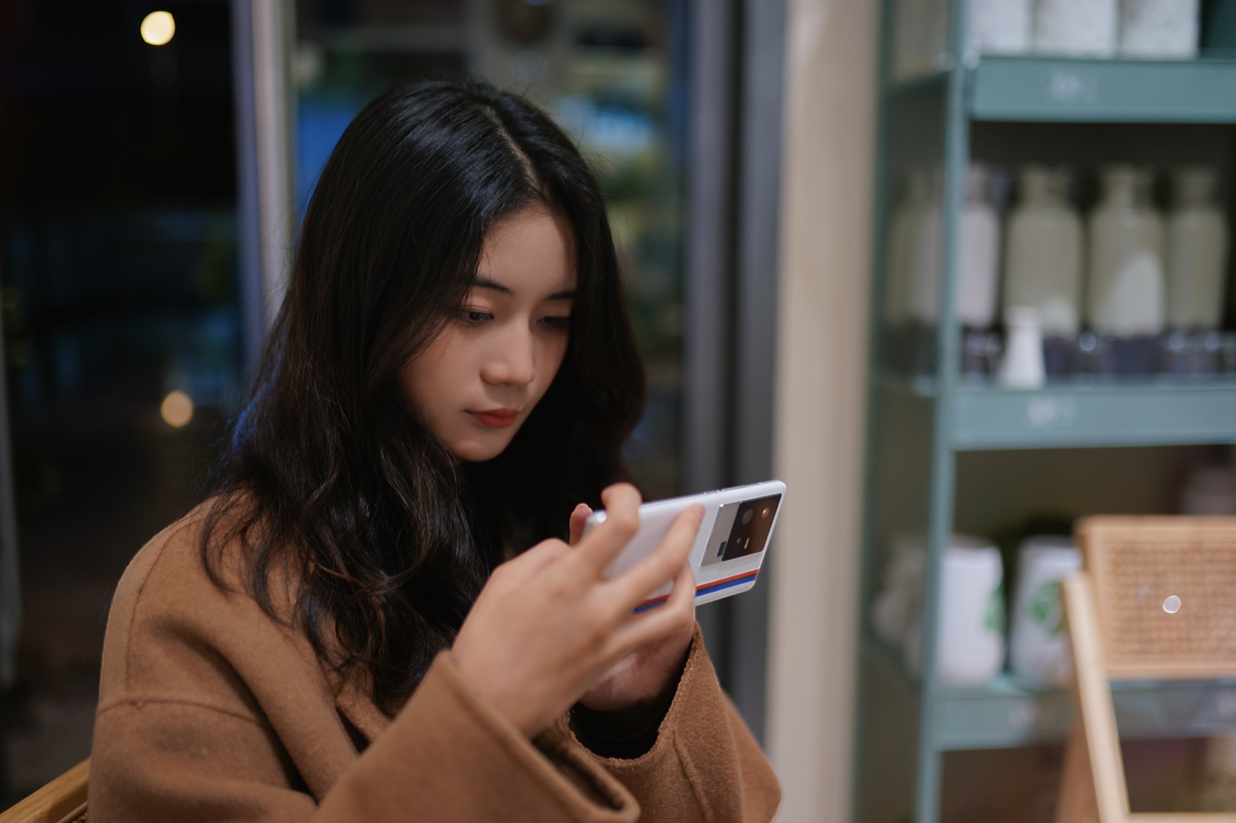 iqoo11pro评测,iqoo11pro深度测评是哪家的