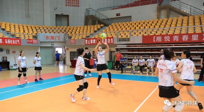 五人制三人进攻战术配合,五人制气排球进攻战术