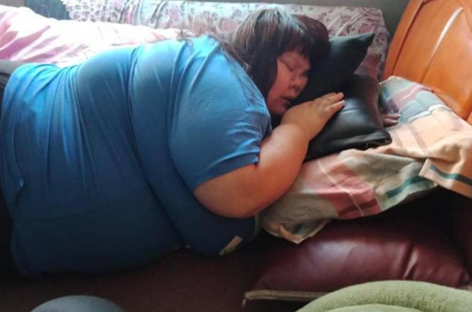 当年校花被丈夫养胖三百多斤,结婚3年校花被丈夫喂胖到332斤