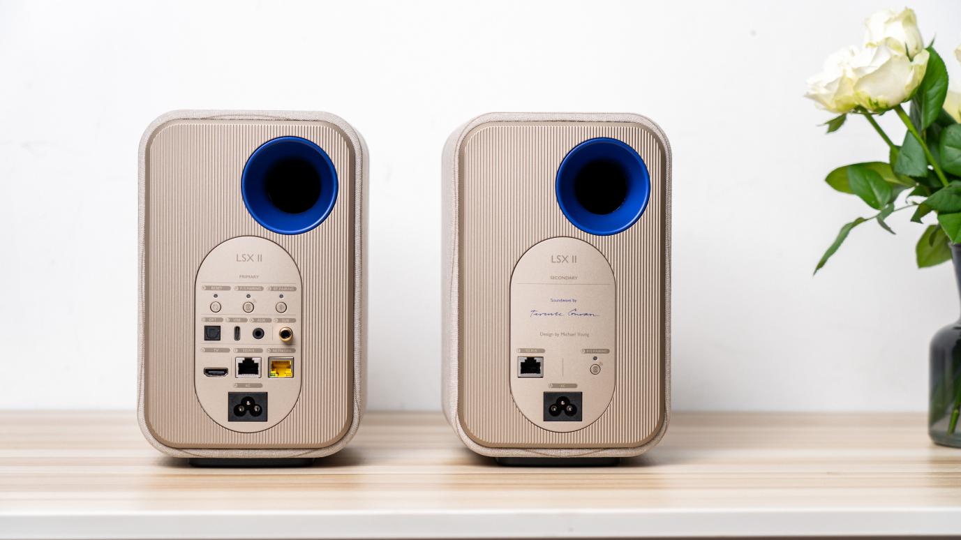 1万元左右性价比最高的吉他,预算1万耳机推荐