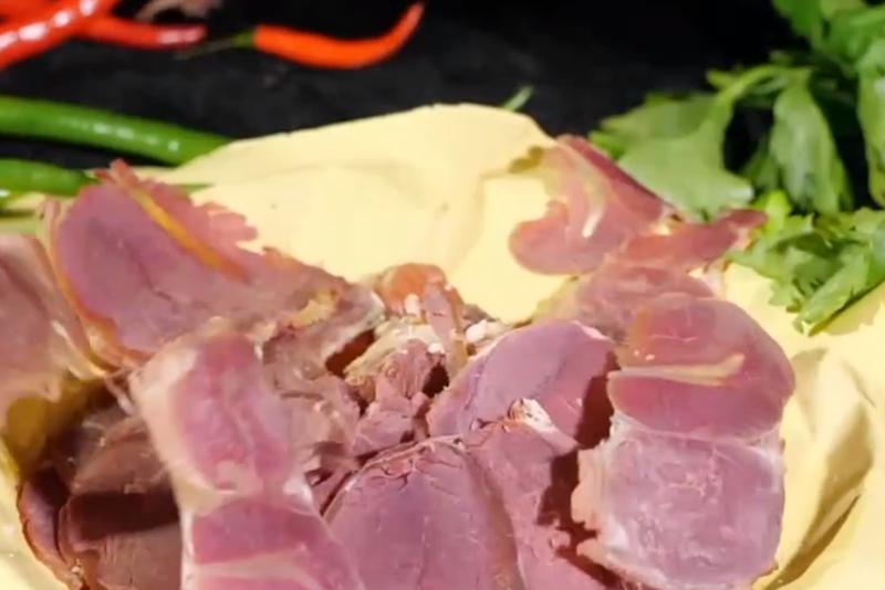 致富经苏国凯养牛,苏国凯养牛