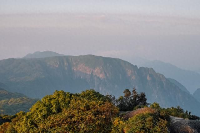 猫儿山是华南第一高峰吗,猫儿山华南之巅多高