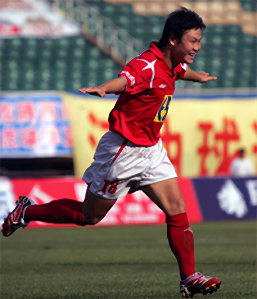 cba球衣退役的球员,退役三件球衣的球员