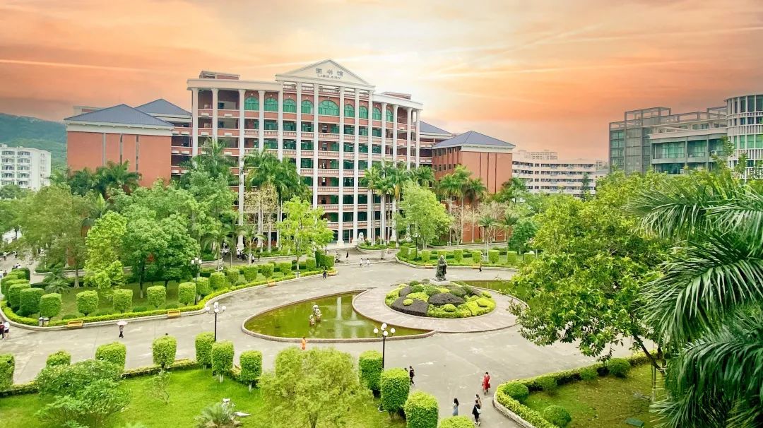 夏季高考放榜啦：记住上岸代码13928广州华立科技职业学院