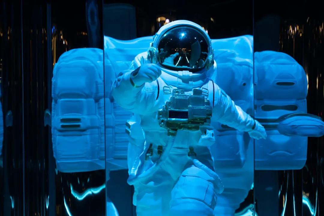 livehouse鐜板満鍚瓕姘涘洿,livehouse闊充箰鐜板満鎵撴灦