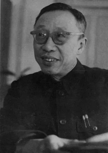 中国最后一个皇帝的悲惨下场,中国最后一位皇帝生平简介