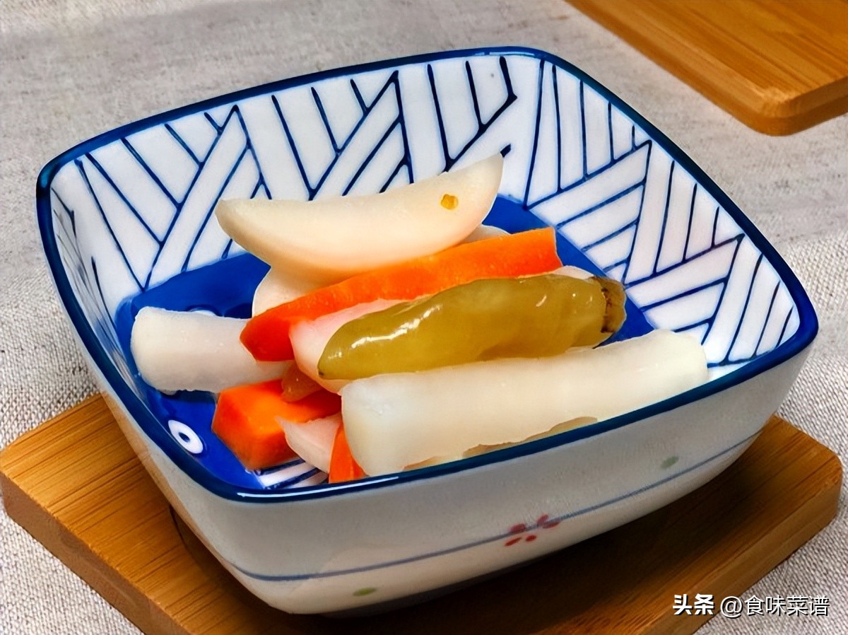 老师傅教你腌泡菜的做法,怎样腌泡菜又快又好吃