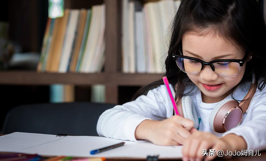 父母不在身边孩子自律怎么培养,父母做到这3点孩子自律提升90%