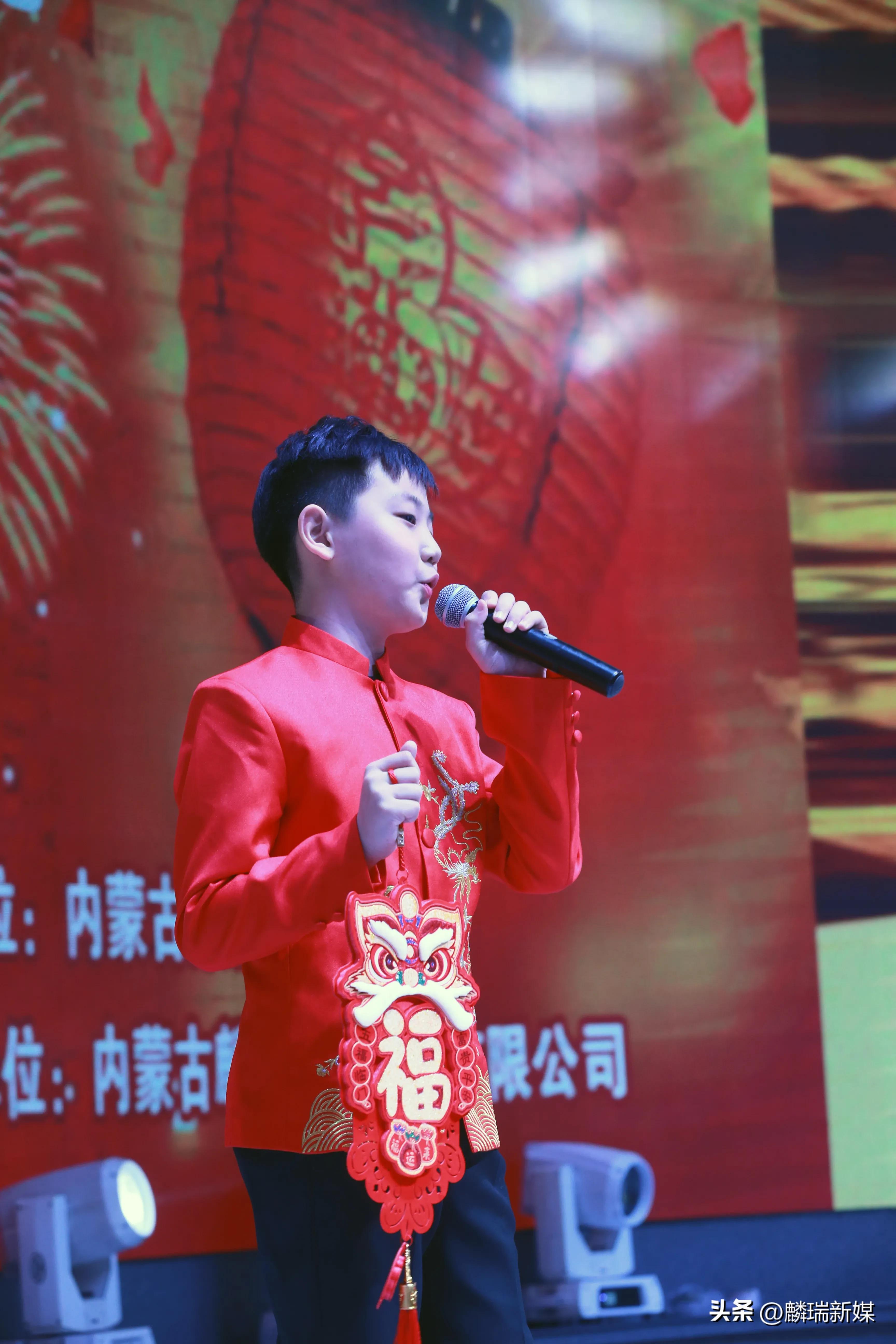 呼和浩特书画颁奖典礼直播,呼和浩特市第二届书画比赛