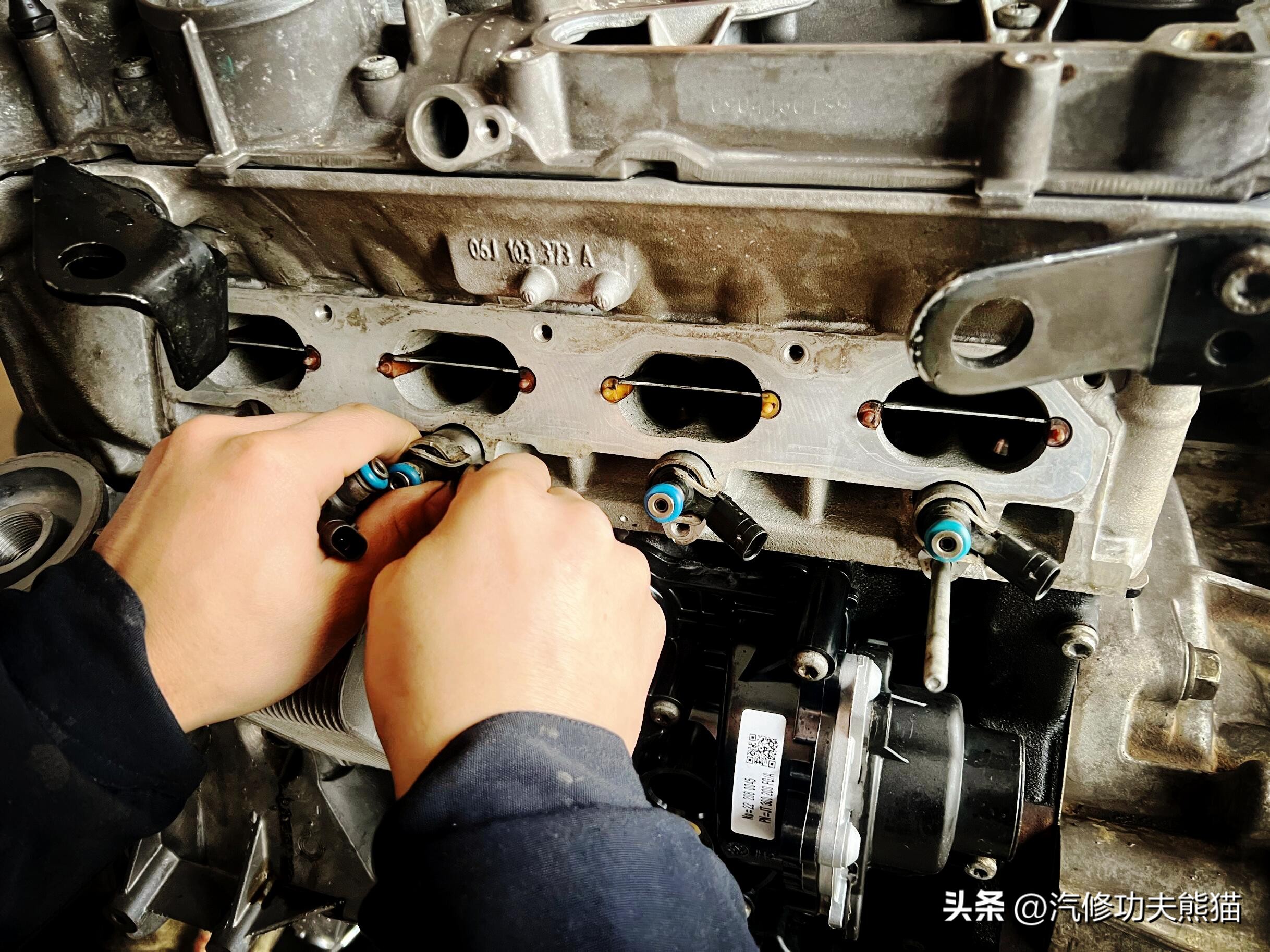 父亲老车翻新修复,父亲去世留下了的车去翻新