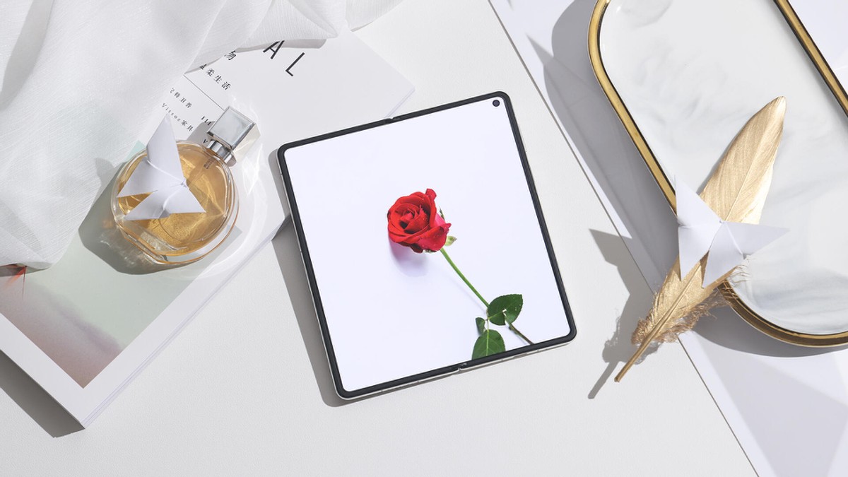 华为MateX3三个月上手体验：很轻很薄，十项全能让人用后难忘