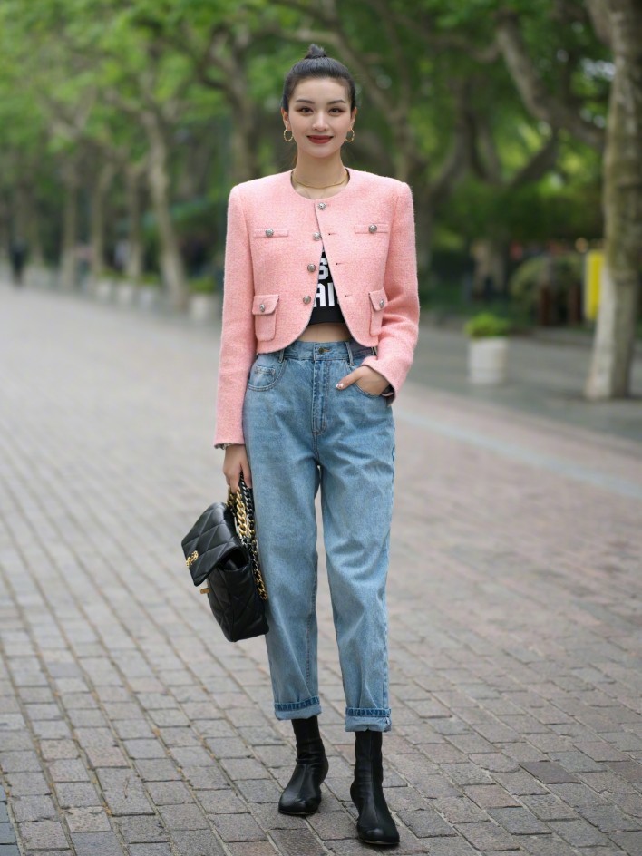 裤子穿紧点好还是松点好,裤子是穿紧的还是松的