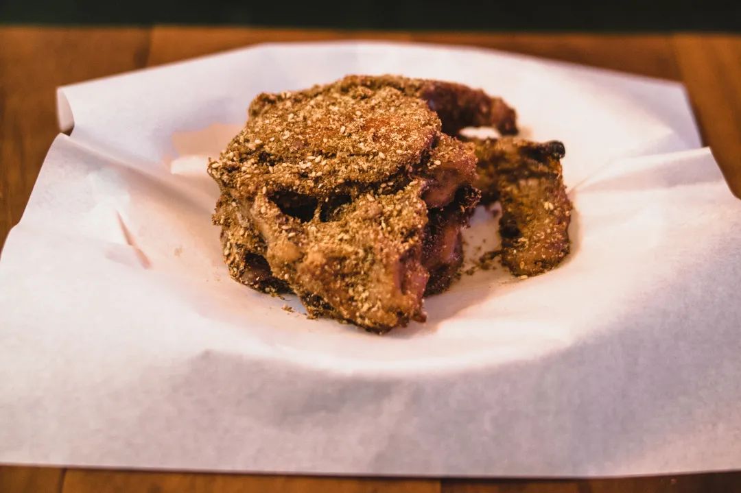 年轻人争相打卡的网红店,隐藏在菜市场中的网红店