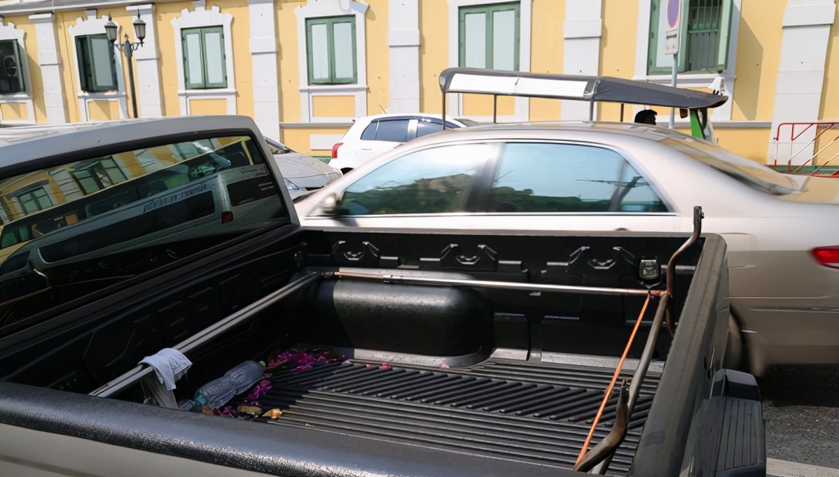 泰国皮卡改装品牌双门,泰国皮卡改装直线加速