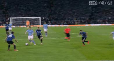 欧冠德布劳内场边哭了,欧冠决赛德布劳内最后看到的画面