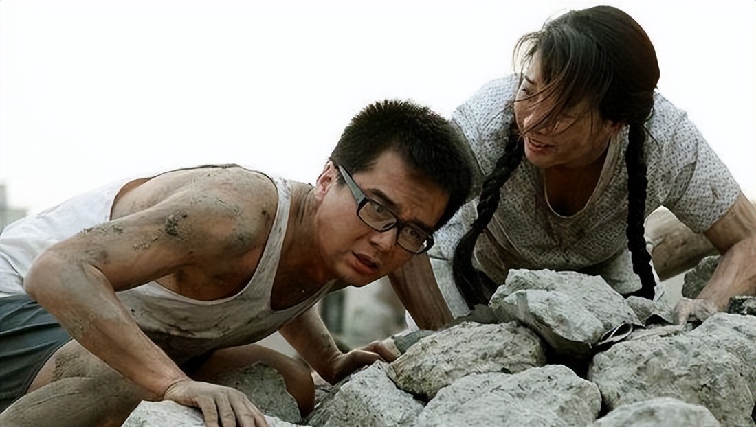 唐山大地震灾难电影主题探析,中国灾难片电影唐山大地震