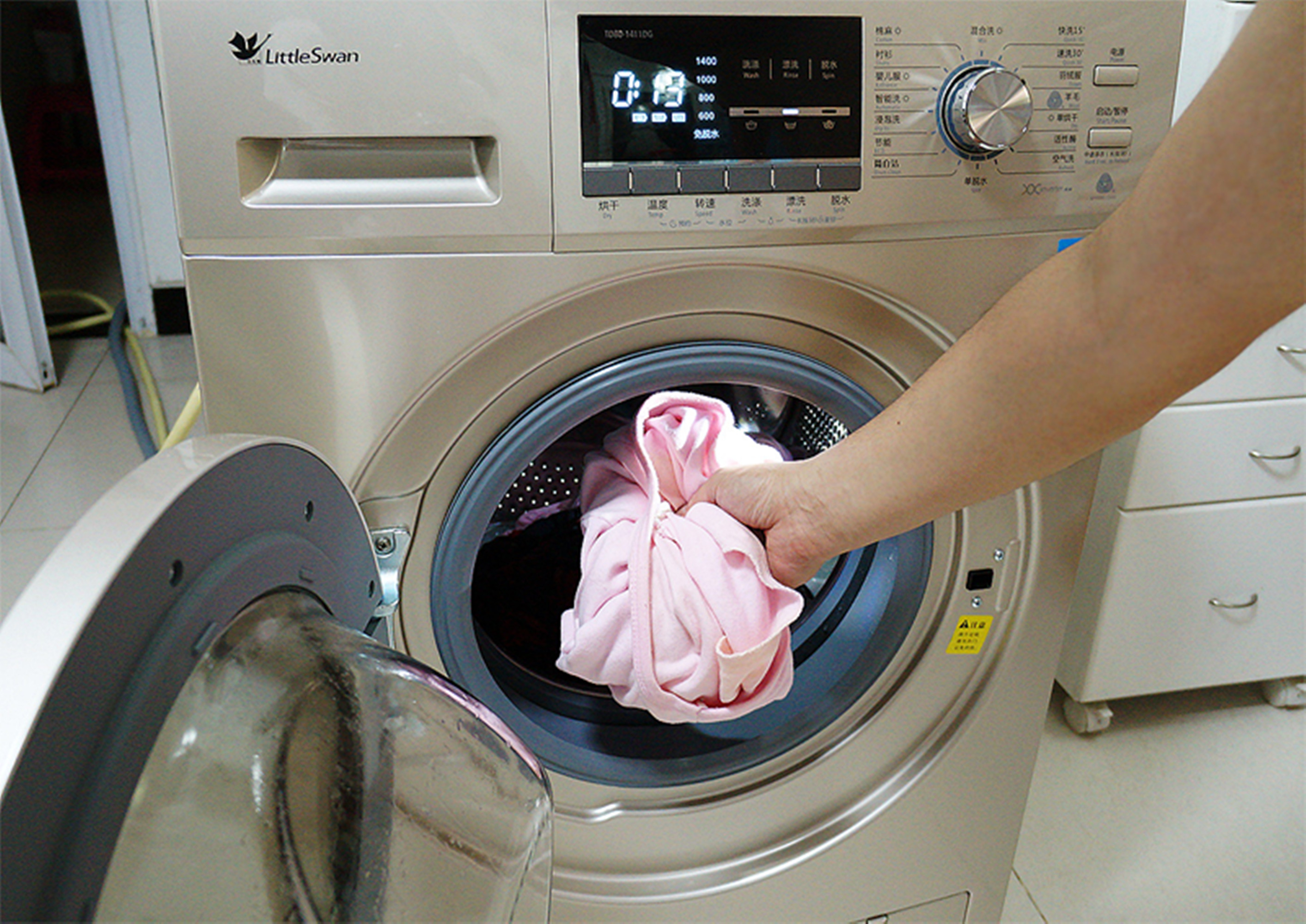 滚筒洗衣机为什么不受欢迎,滚筒洗衣机为什么现在不受欢迎