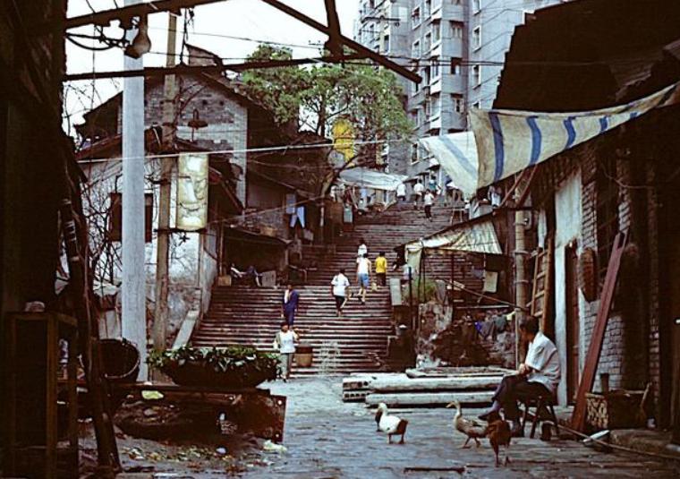 1997年，中央为何要将重庆与四川“分家”？事实证明邓公真高明