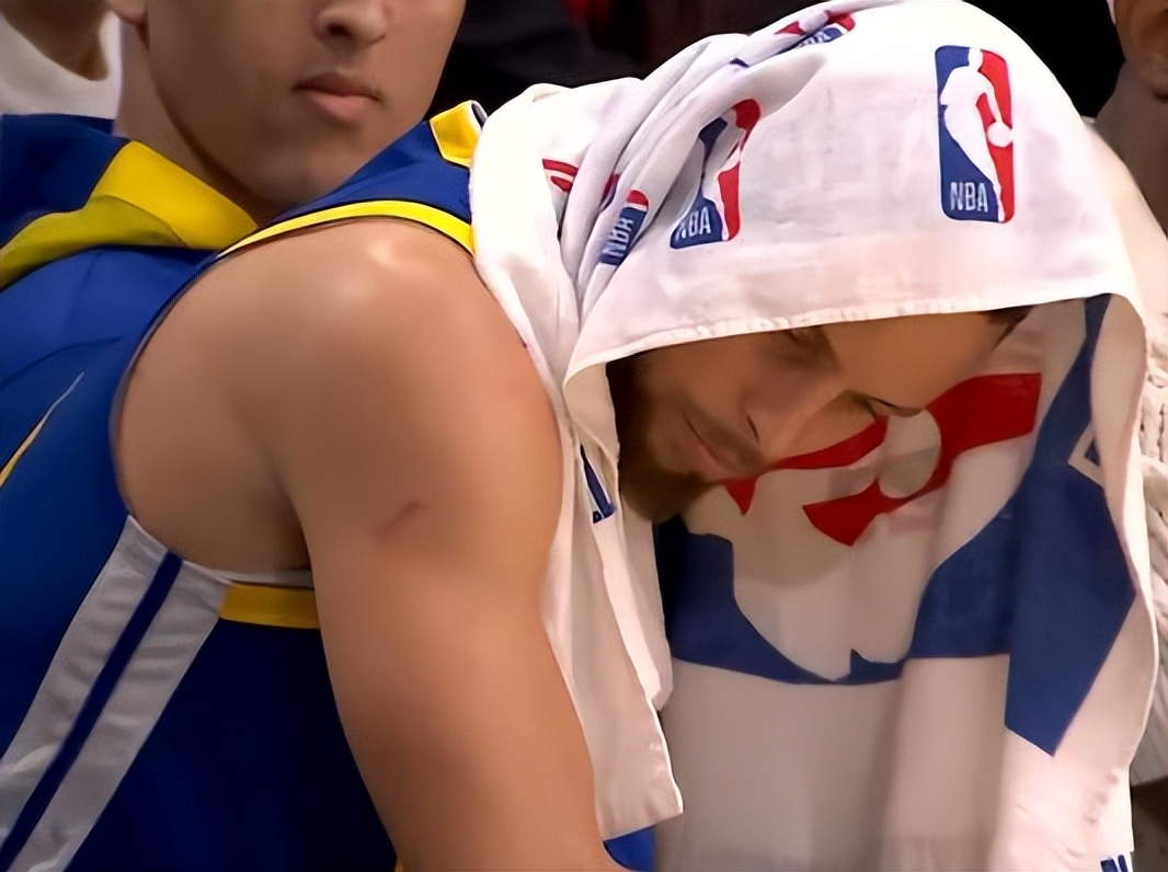 勇士输湖人！两大名嘴直言主场哨明显！肖华笑开花，抢七安排起来