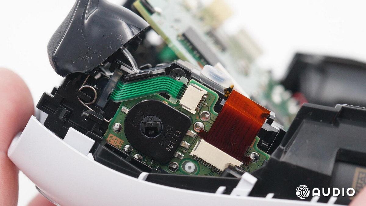 索尼ps5dualsenseplaystation,索尼ps5dualsenseedge手柄怎么换手柄