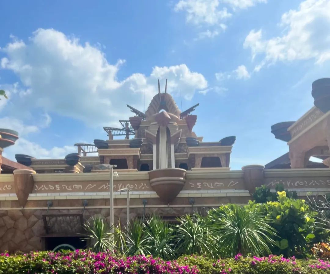 中国人去朝鲜旅游什么待遇,中国人去韩国待遇怎么样