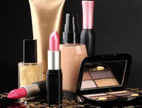 家里的日用品哪些要经常更换,家里有这几种日用品建议马上扔掉