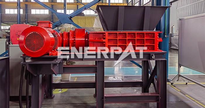 服装厂边角布料破碎怎么分拣,服装厂裁剪下来的碎布怎么办