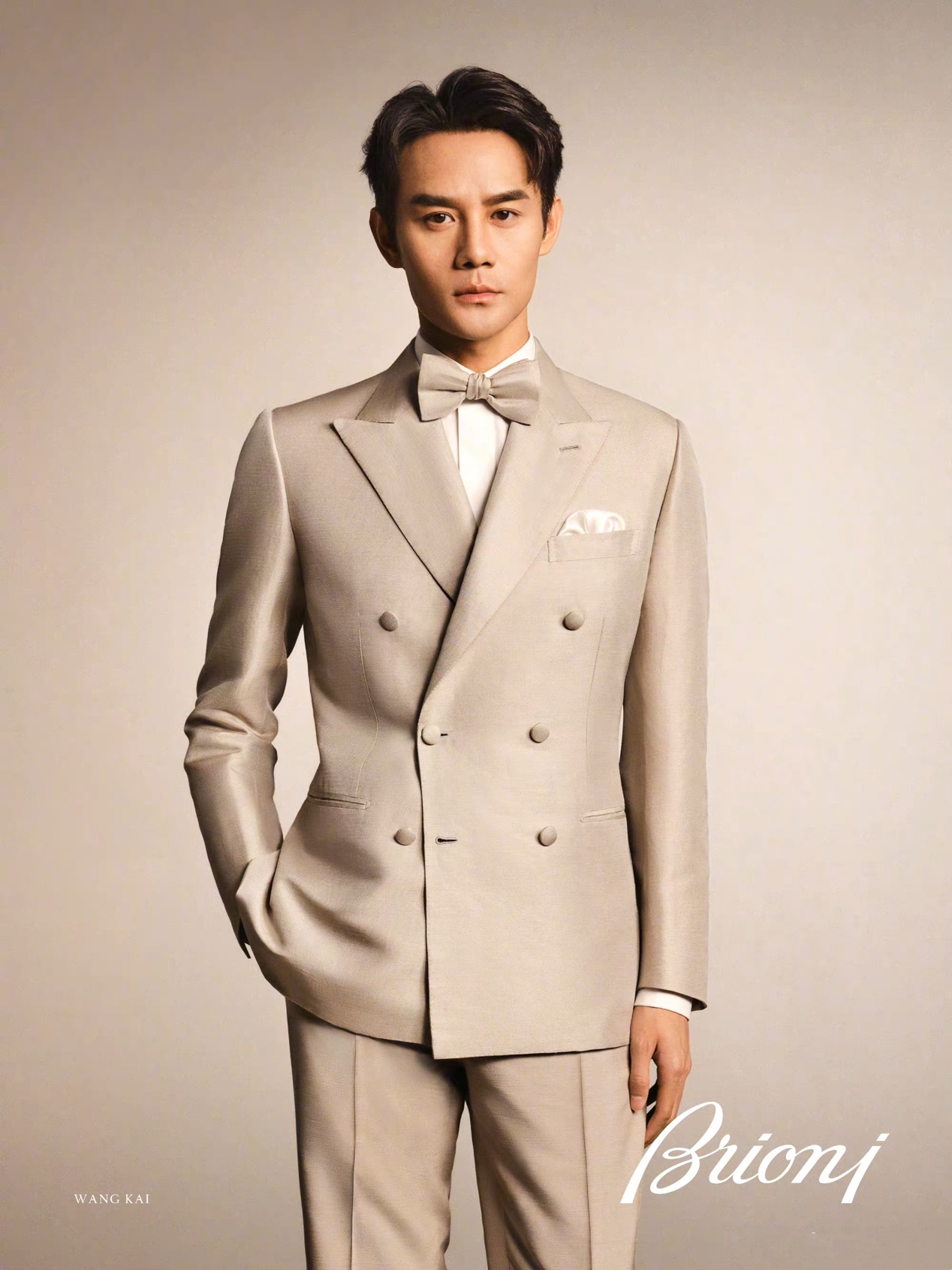 王凯首谈身体患病的父亲,王凯父亲肺癌