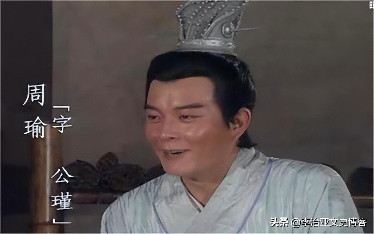 专门坑老同学的周郎