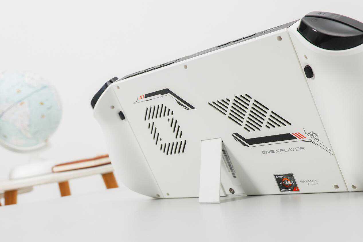 畅玩3a游戏掌机,壹号本游戏掌机mini能玩的3a大作