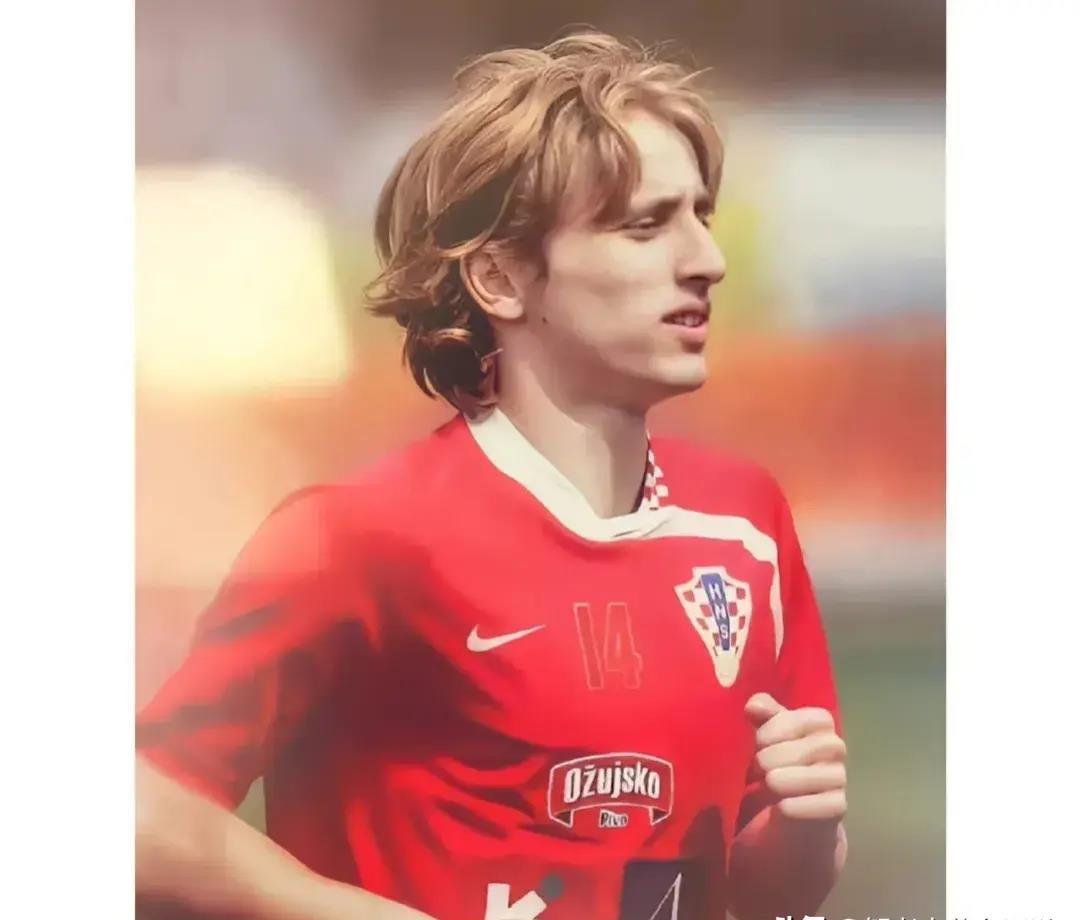 未来球王内马尔姆巴佩,内马尔经典过人姆巴佩