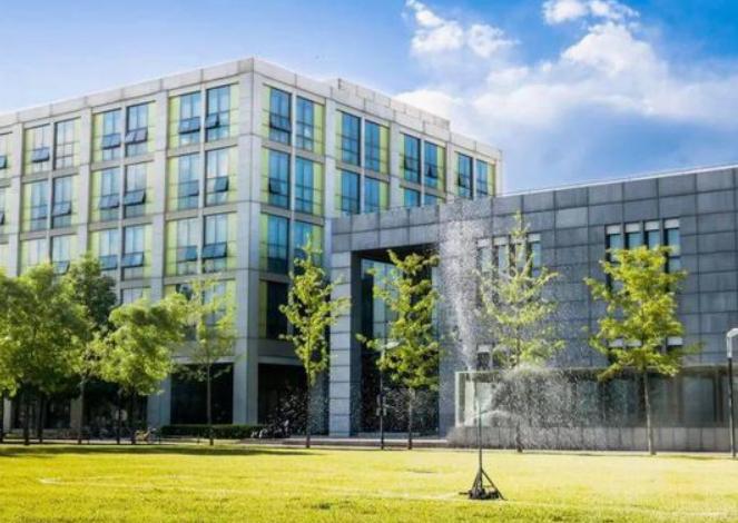 “太优秀”，211名校55.52%大学生进“国企”，46.83%进金融行业