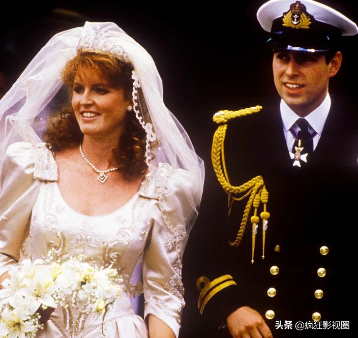 新冠去世的美国巨星,因新冠死亡的美国巨星