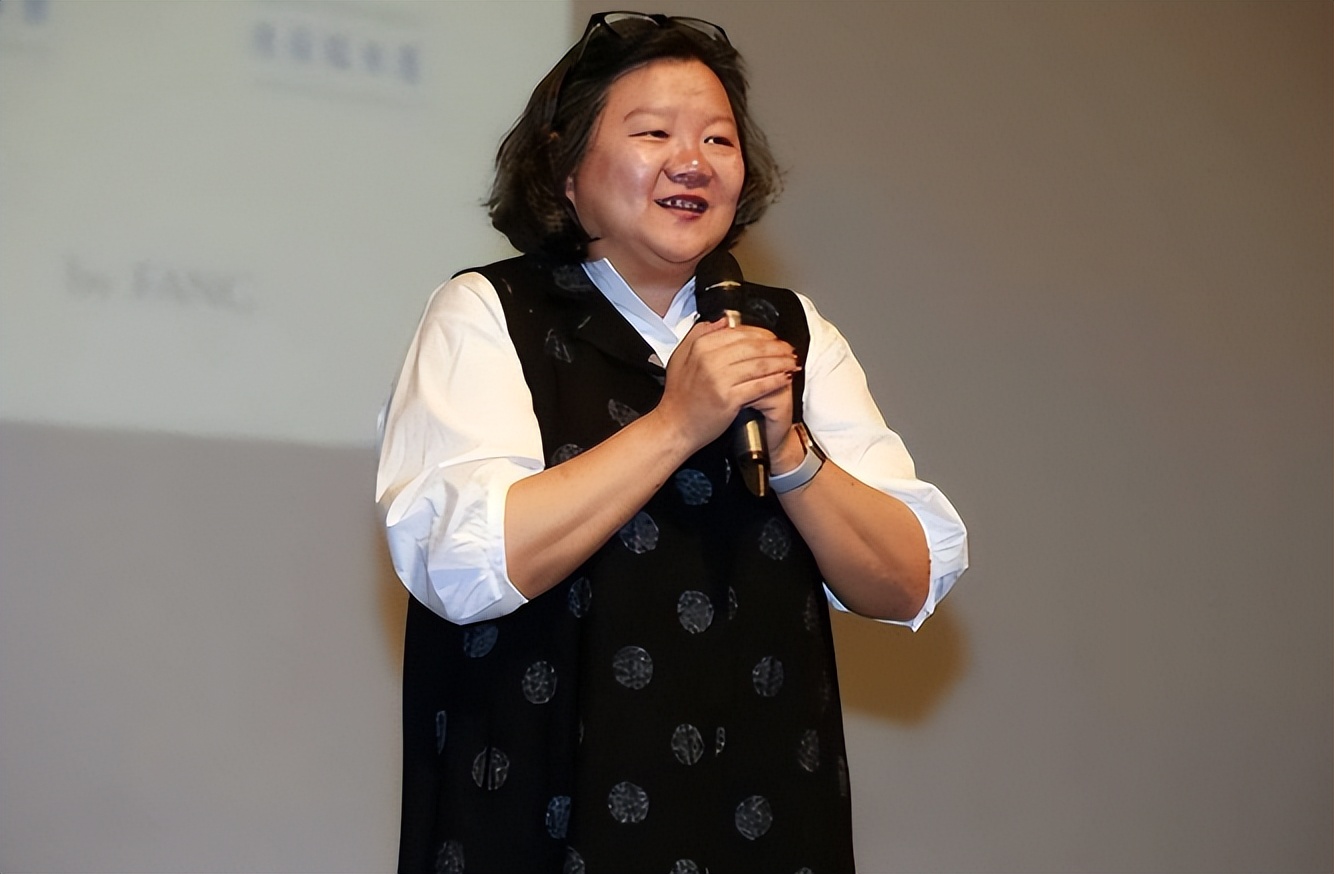 陈凯歌前妻怎么样了,陈凯歌前妻的现状