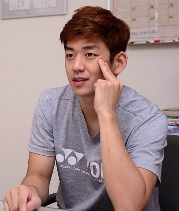 他是羽球赛场上的欧巴，出道即巅峰，却从未染指过男双世界冠军