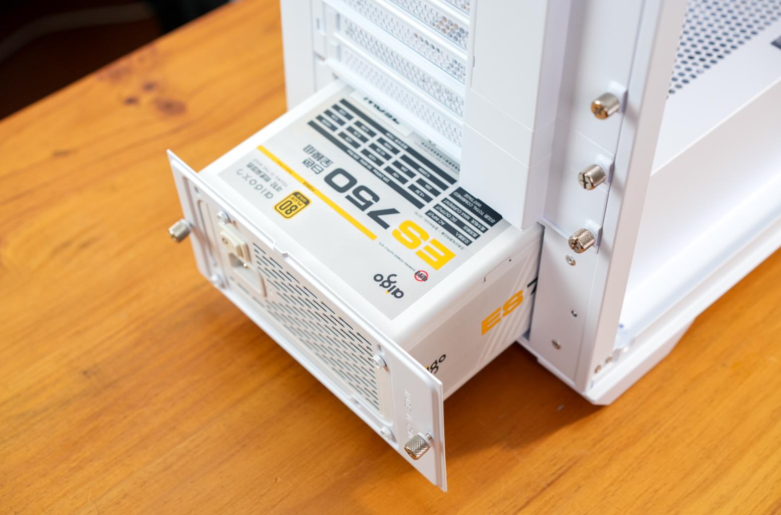 爱国者海景房机箱配风冷好看吗,爱国者海景房机箱怎么拆