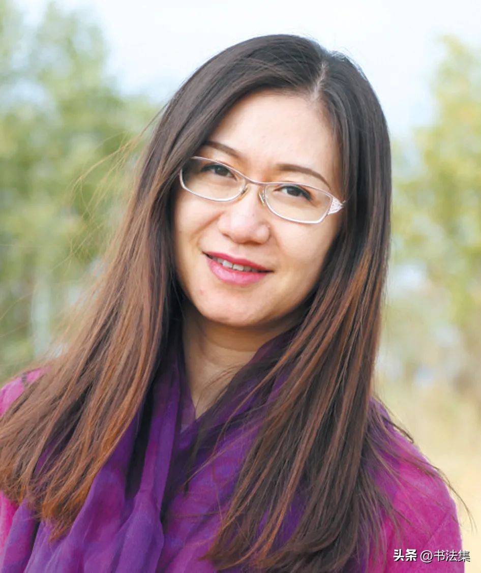 百卉争春——中国书协第八届女书家委员会委员作品选刊