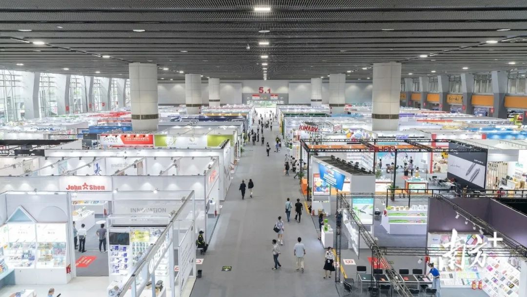 【南方日报】再现万商云集，为什么是广州？