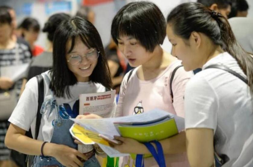 2022年医学专科热门专业,2022年大学生报考的热门专业