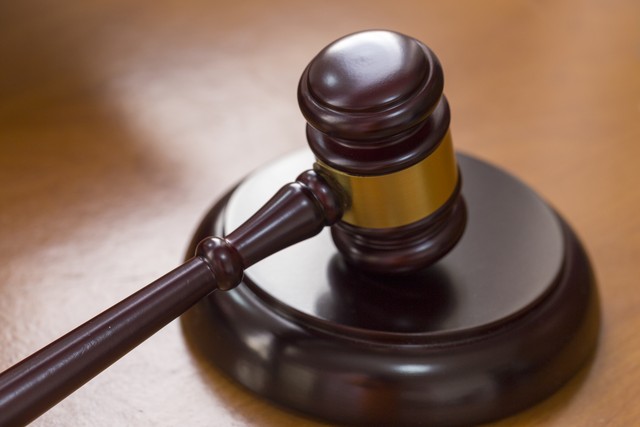 未过户遇到拆迁该怎么办,未办房产更名需要什么手续