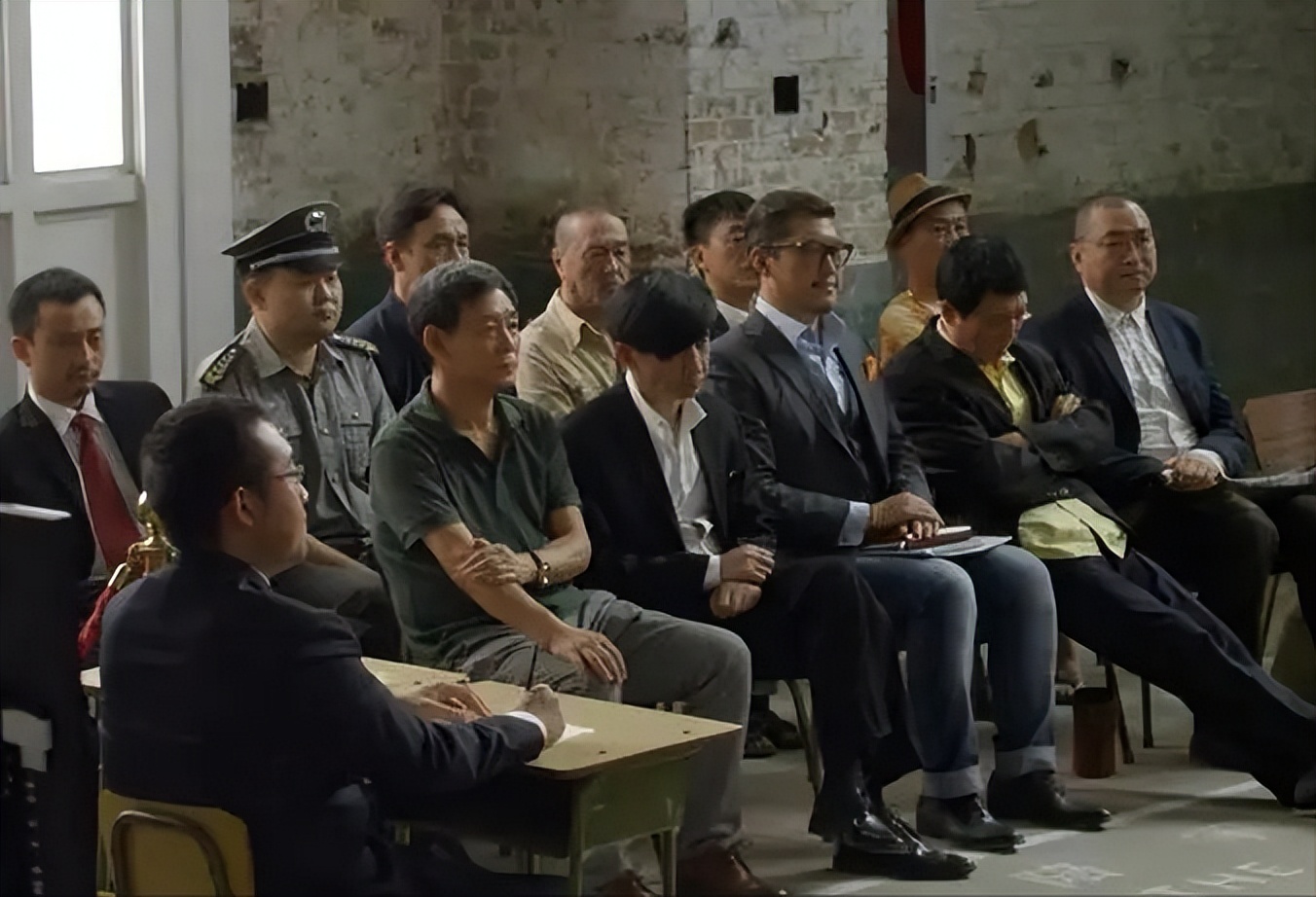 创新扩散理论关照下的意志趋同——以影片《十二公民》为例